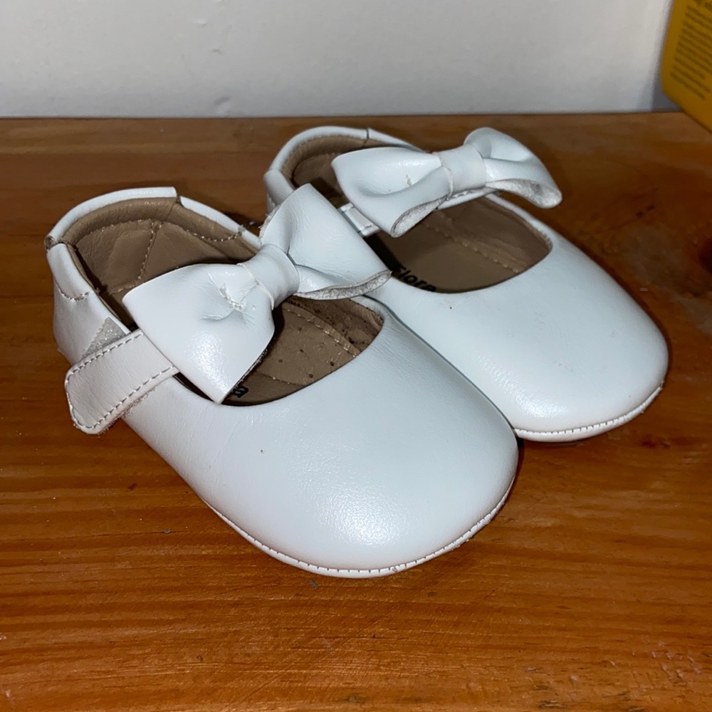 White soft toddler shoes